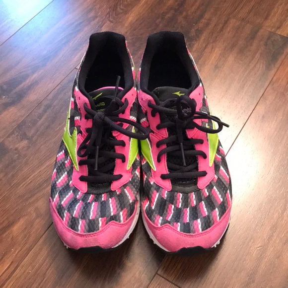 mizuno wave elixir women's